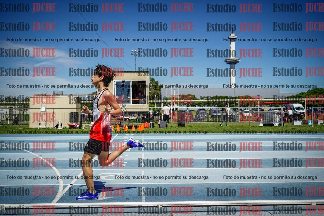 Fotos de los 600 m llanos de varones