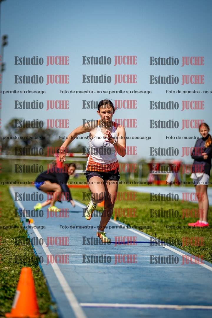 Fotos del salto en largo de mujeres - U15