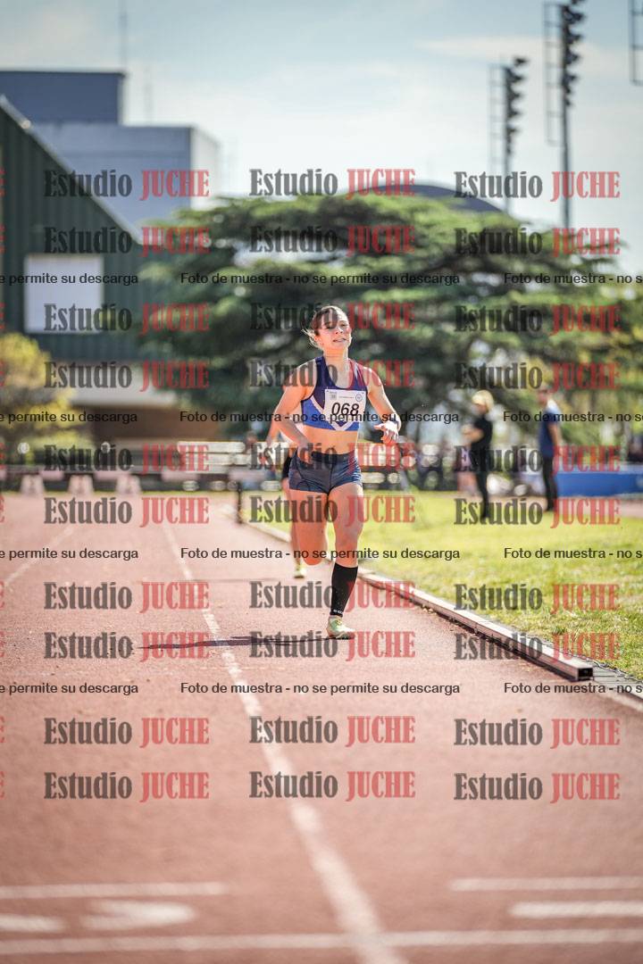 Fotos de los 1500 m con obstáculos de mujeres