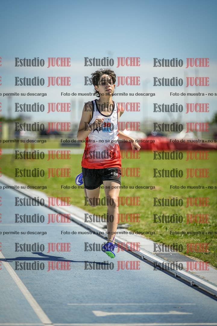 Fotos de los 600 m llanos de varones