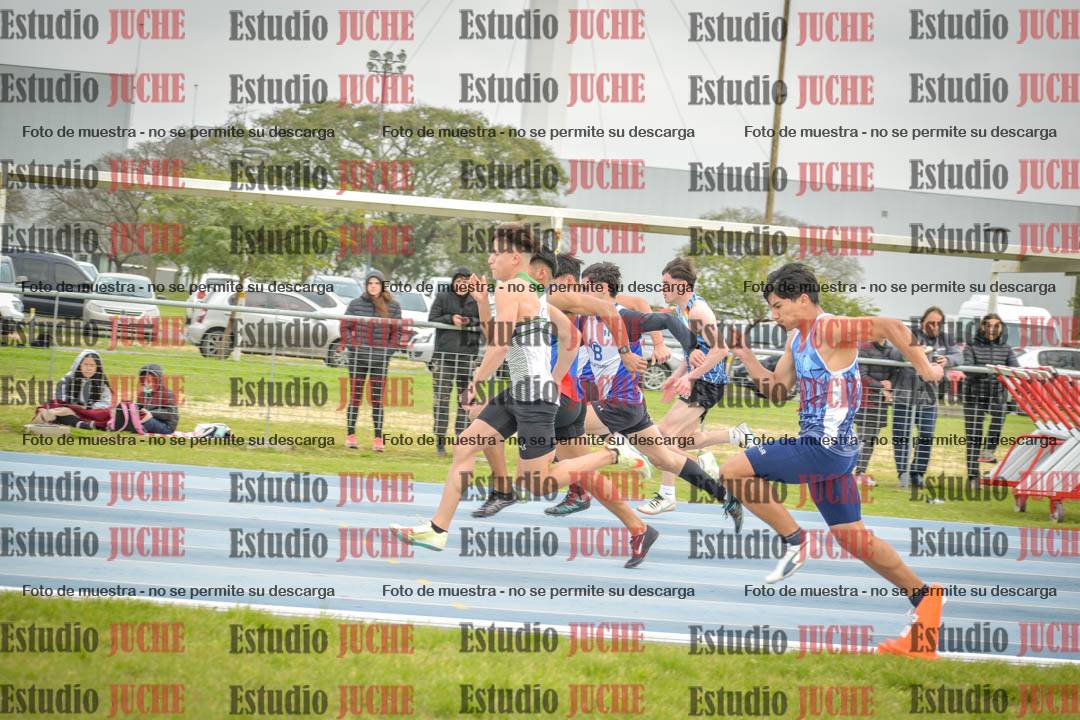 Fotos de los 100 m llanos de varones