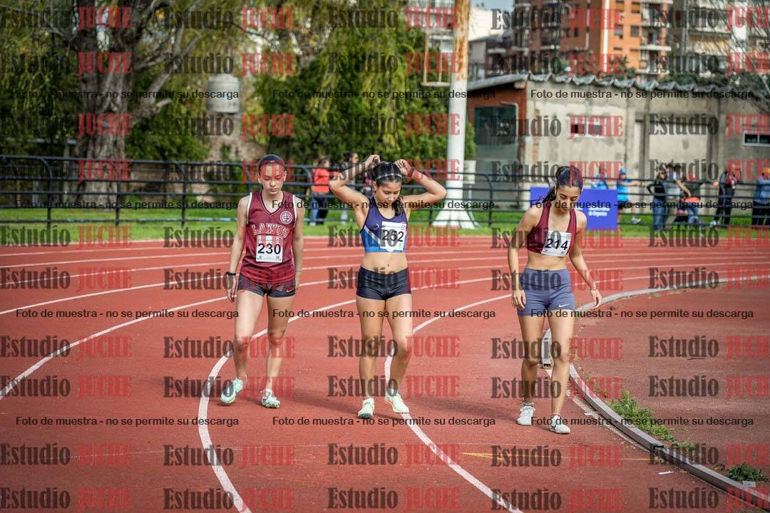 Fotos de los 1500 m con obstáculos de mujeres