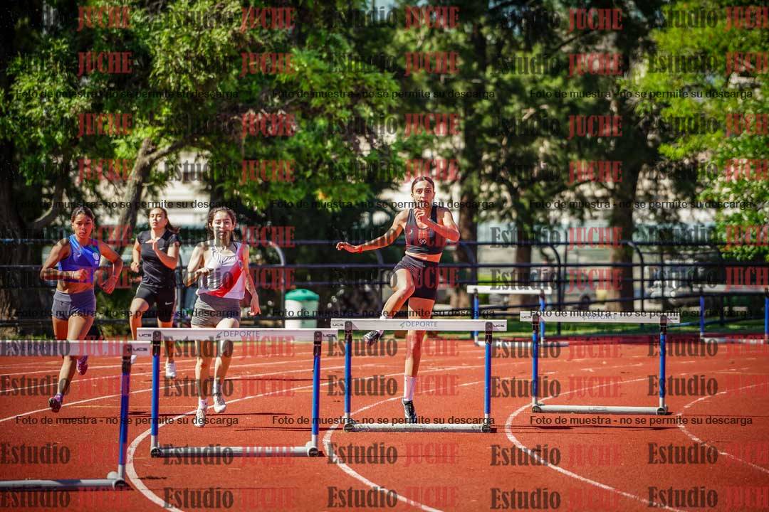 Fotos de los 400 m con vallas de mujeres
