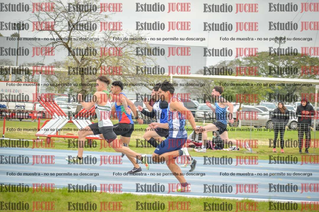 Fotos de los 100 m llanos de varones