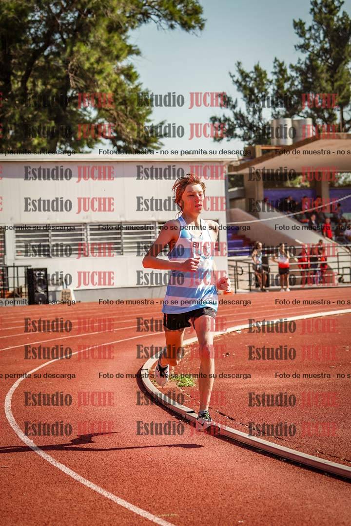 Fotos de los 600 m llanos de varones - U16