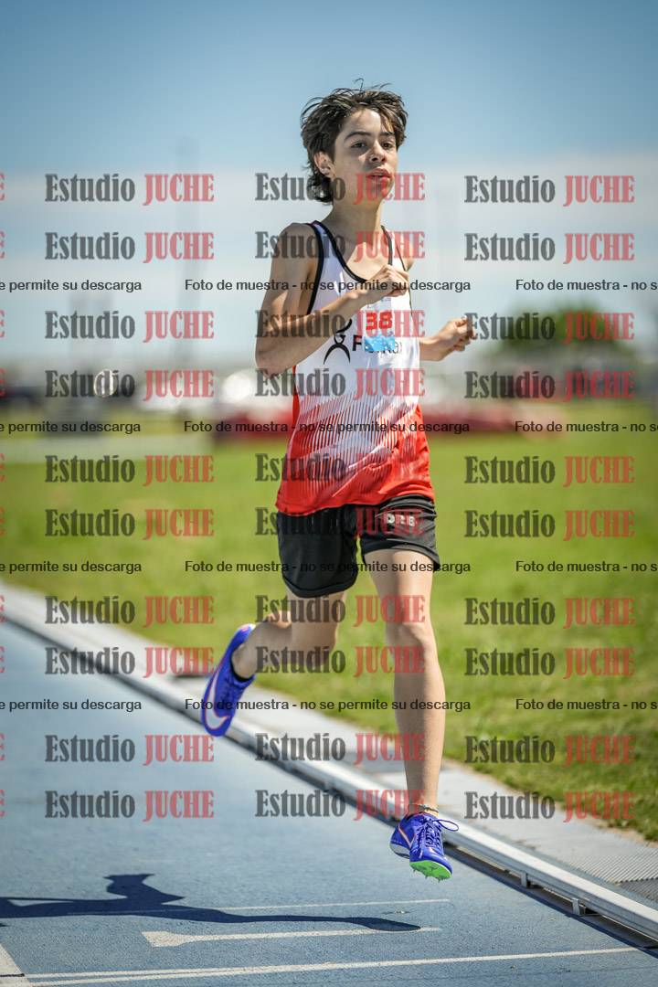 Fotos de los 600 m llanos de varones