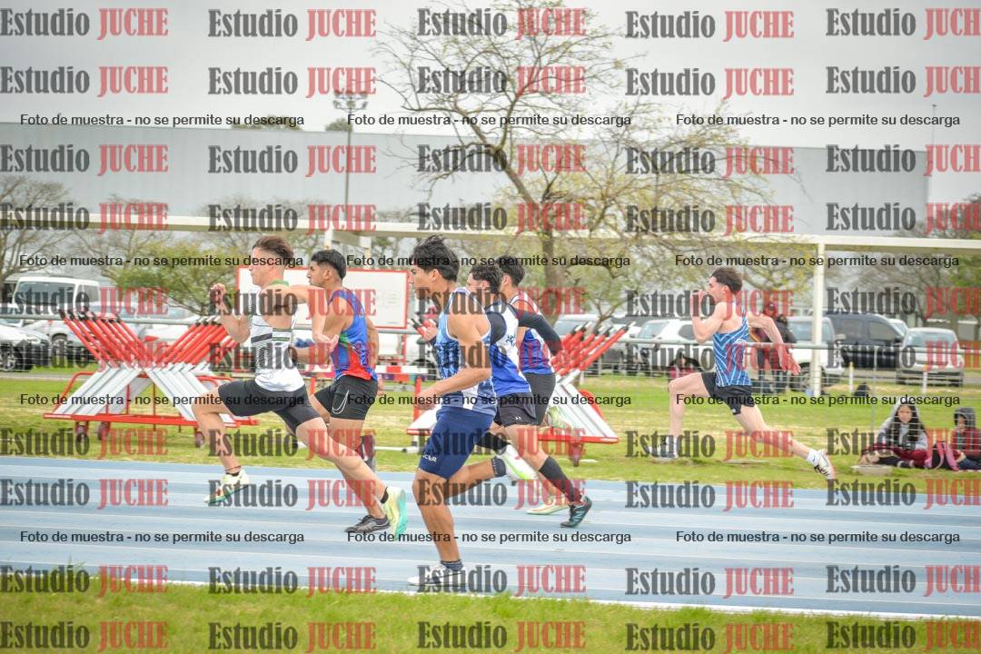 Fotos de los 100 m llanos de varones
