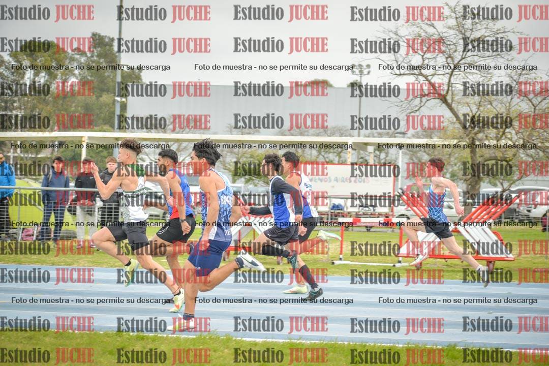 Fotos de los 100 m llanos de varones