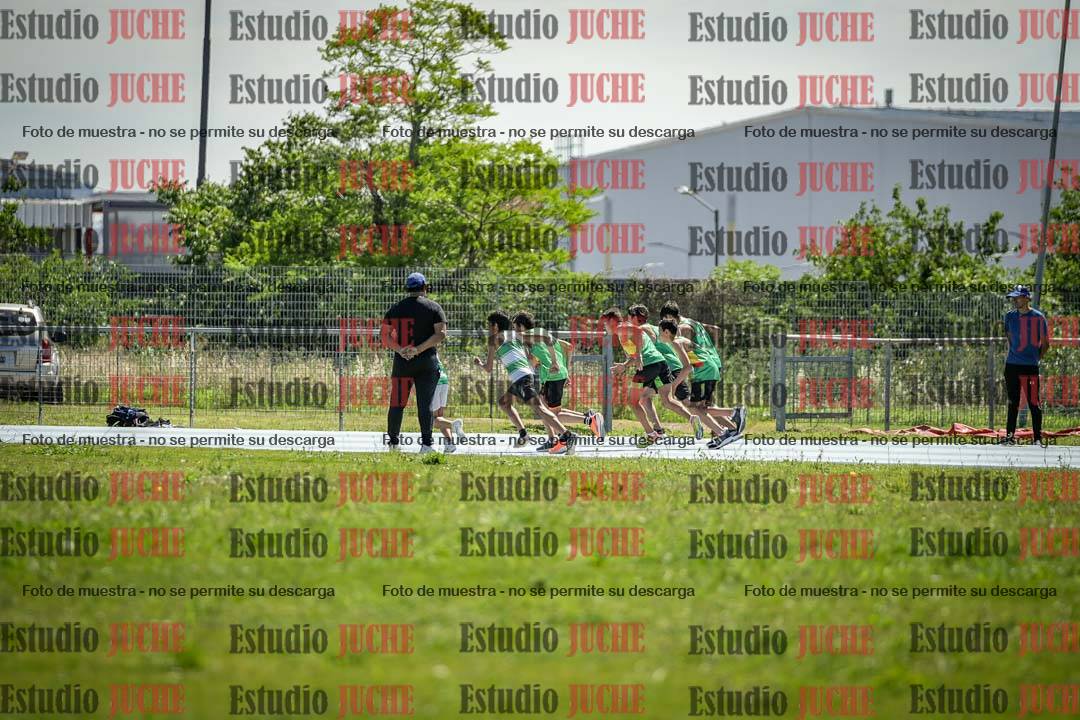 Fotos de los 600 m llanos de varones