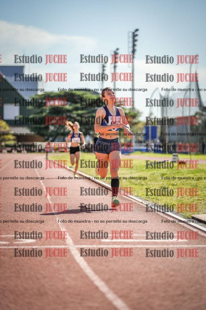 Fotos de los 1500 m con obstáculos de mujeres