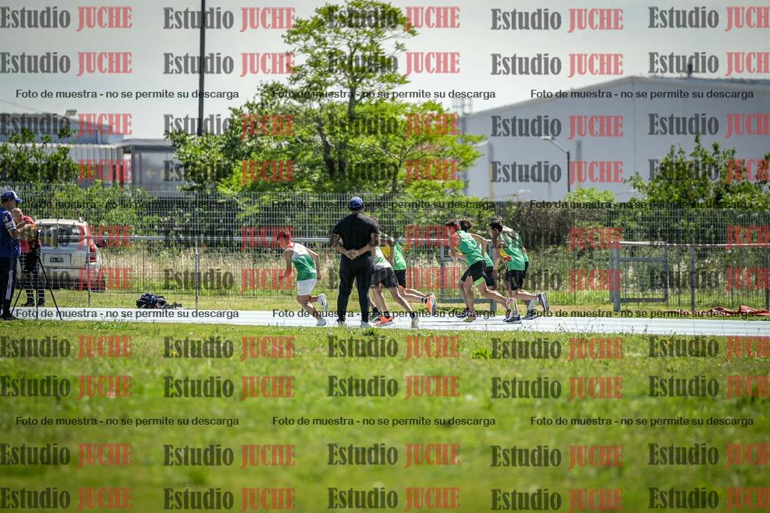 Fotos de los 600 m llanos de varones