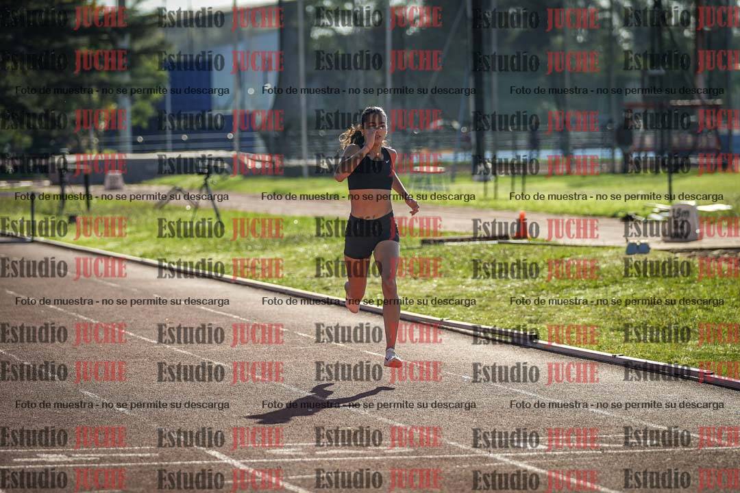 Fotos de los 400 m con vallas de mujeres