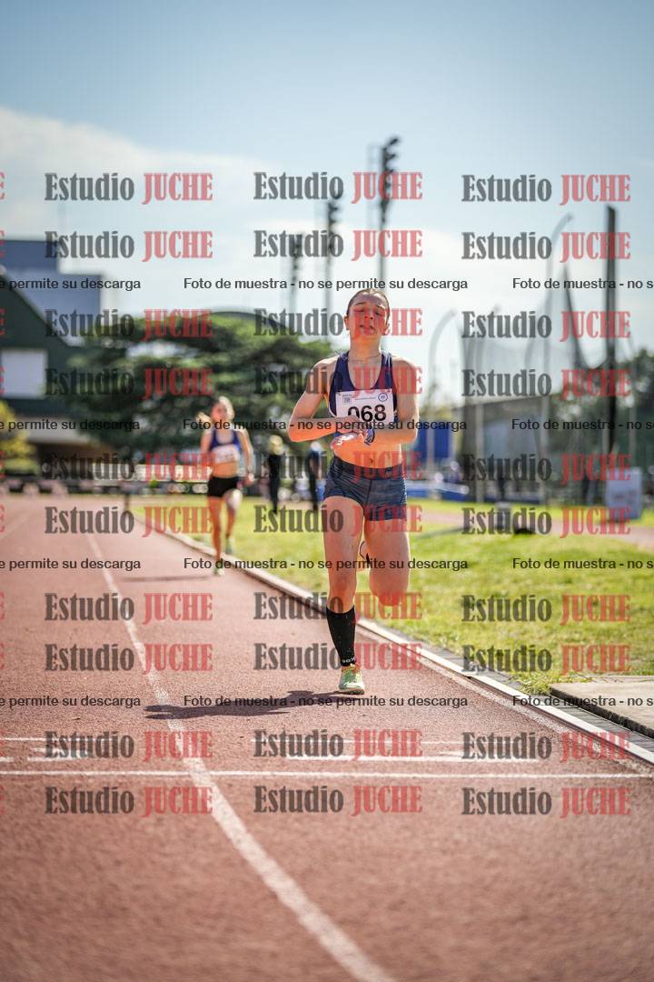Fotos de los 1500 m con obstáculos de mujeres