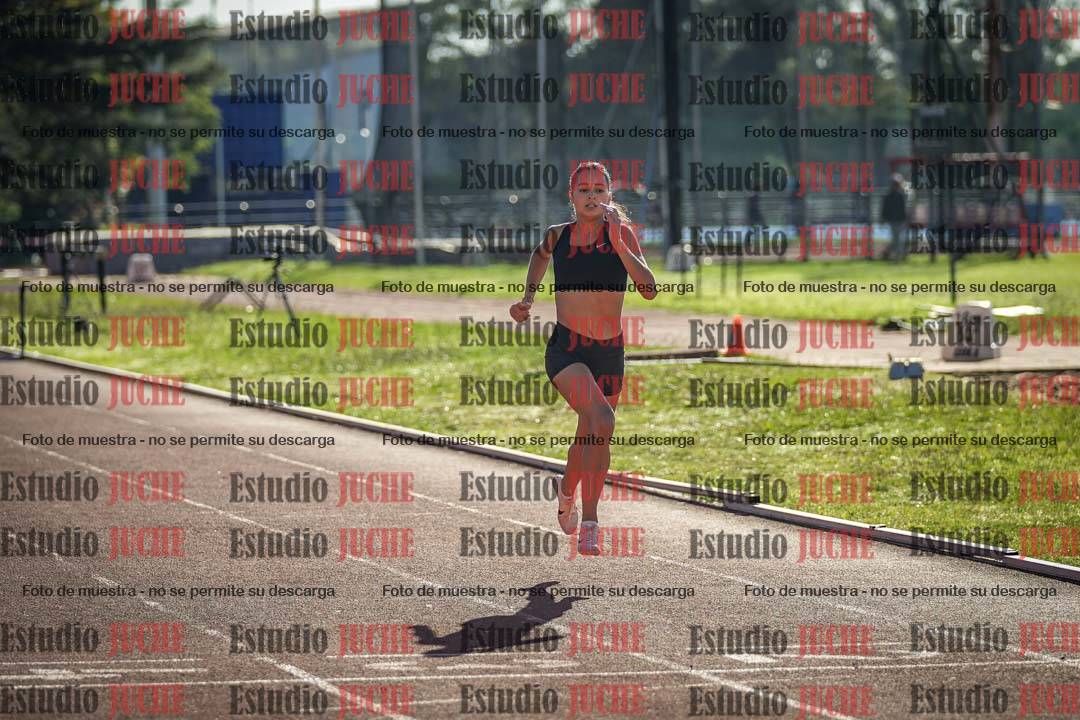Fotos de los 400 m con vallas de mujeres