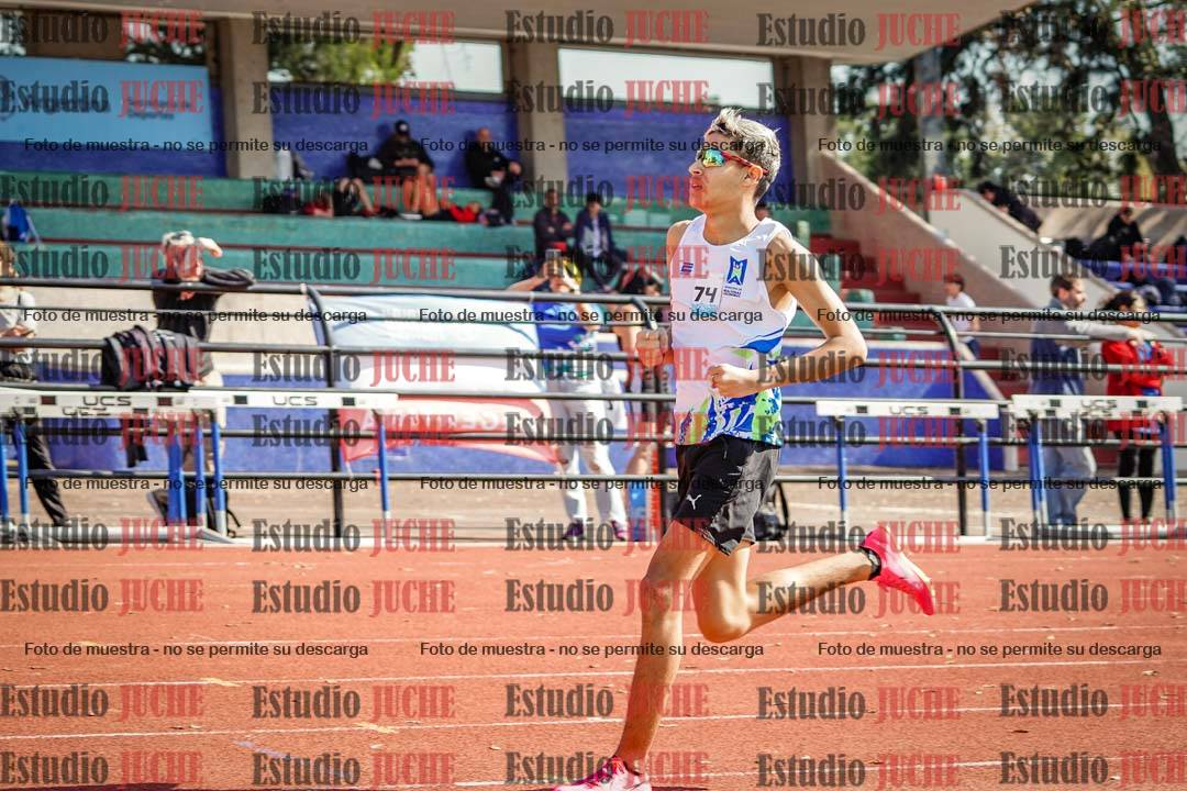 Fotos de los 600 m llanos de varones - U16
