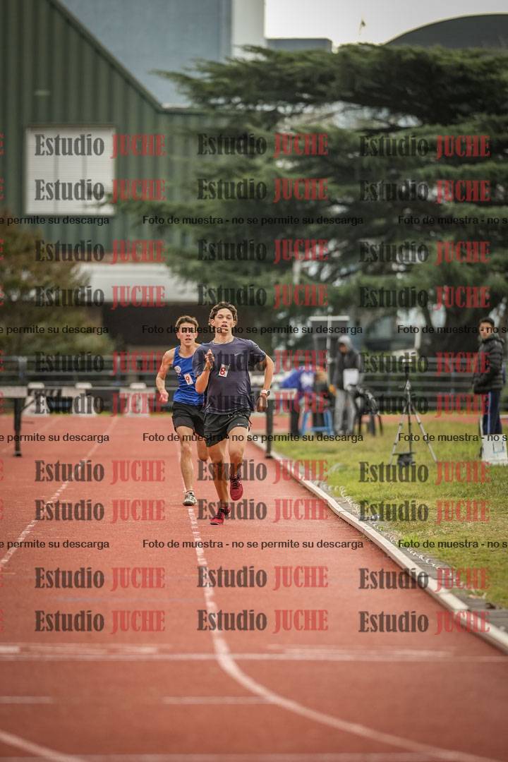 Fotos de los 3000 m con obstáculos de varones