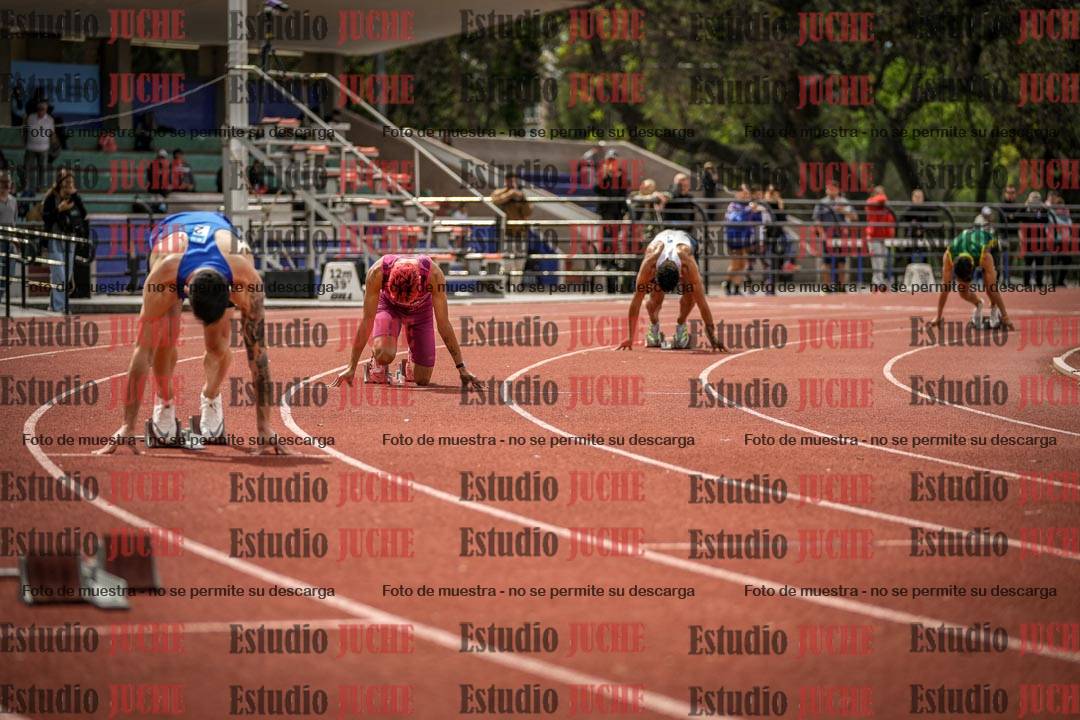 Fotos de los 400 m con vallas de varones