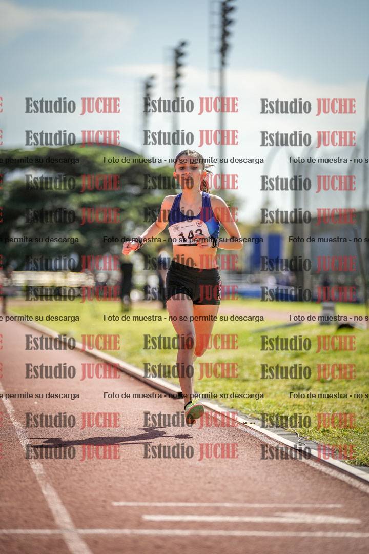 Fotos de los 1500 m con obstáculos de mujeres