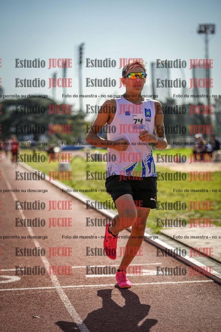 Fotos de los 600 m llanos de varones - U16