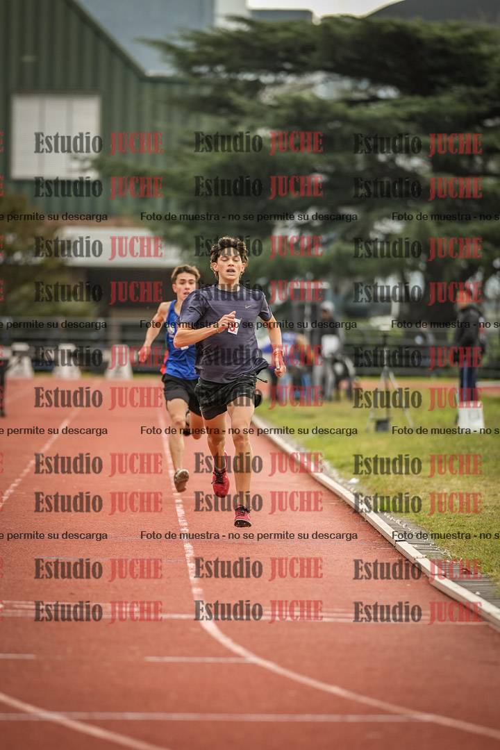 Fotos de los 3000 m con obstáculos de varones