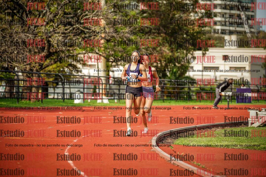 Fotos de los 1500 m con obstáculos de mujeres