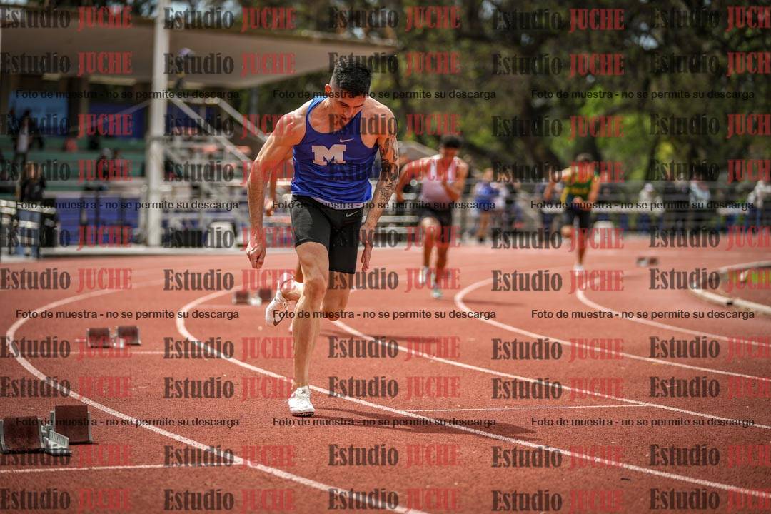 Fotos de los 400 m con vallas de varones