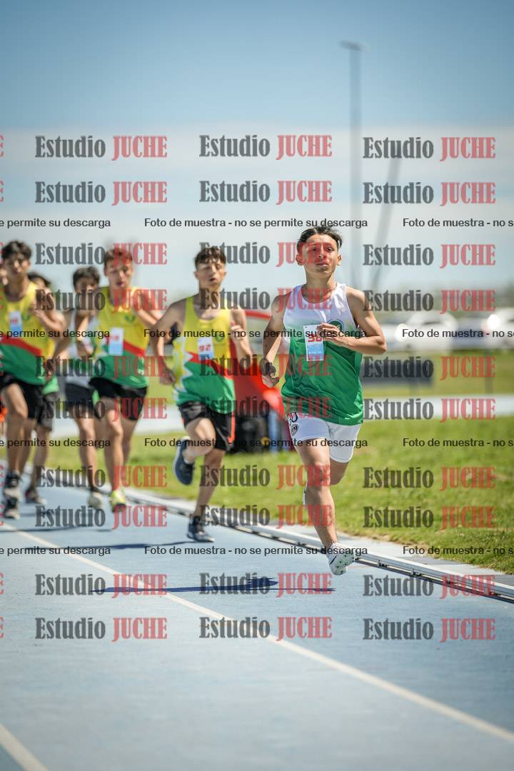 Fotos de los 600 m llanos de varones