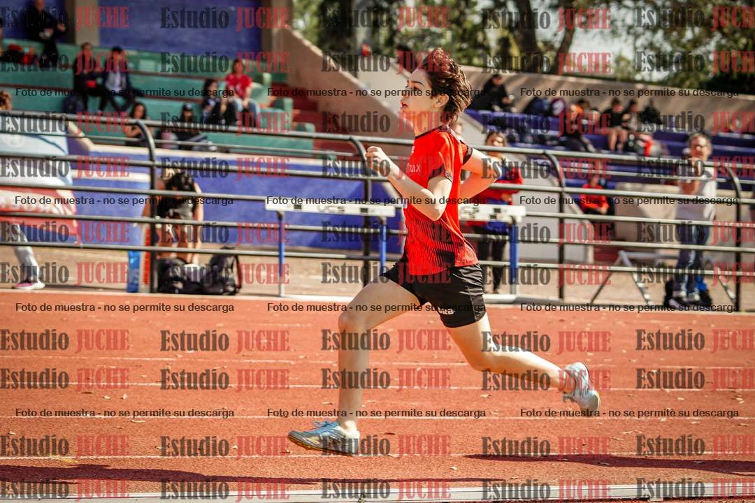 Fotos de los 600 m llanos de varones - U16