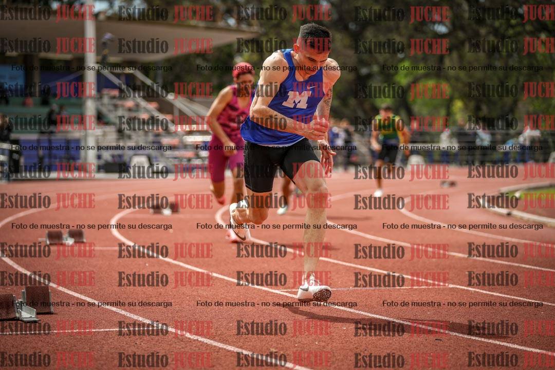 Fotos de los 400 m con vallas de varones