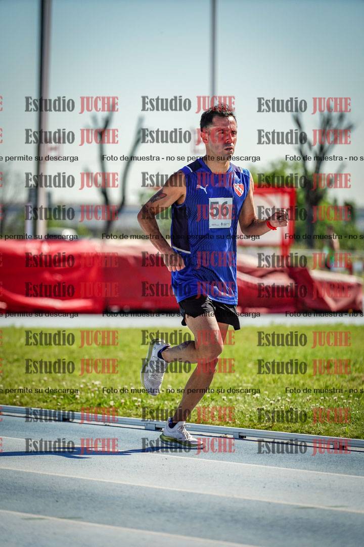 Fotos de los 5000 m de mujeres y varones - serie 1