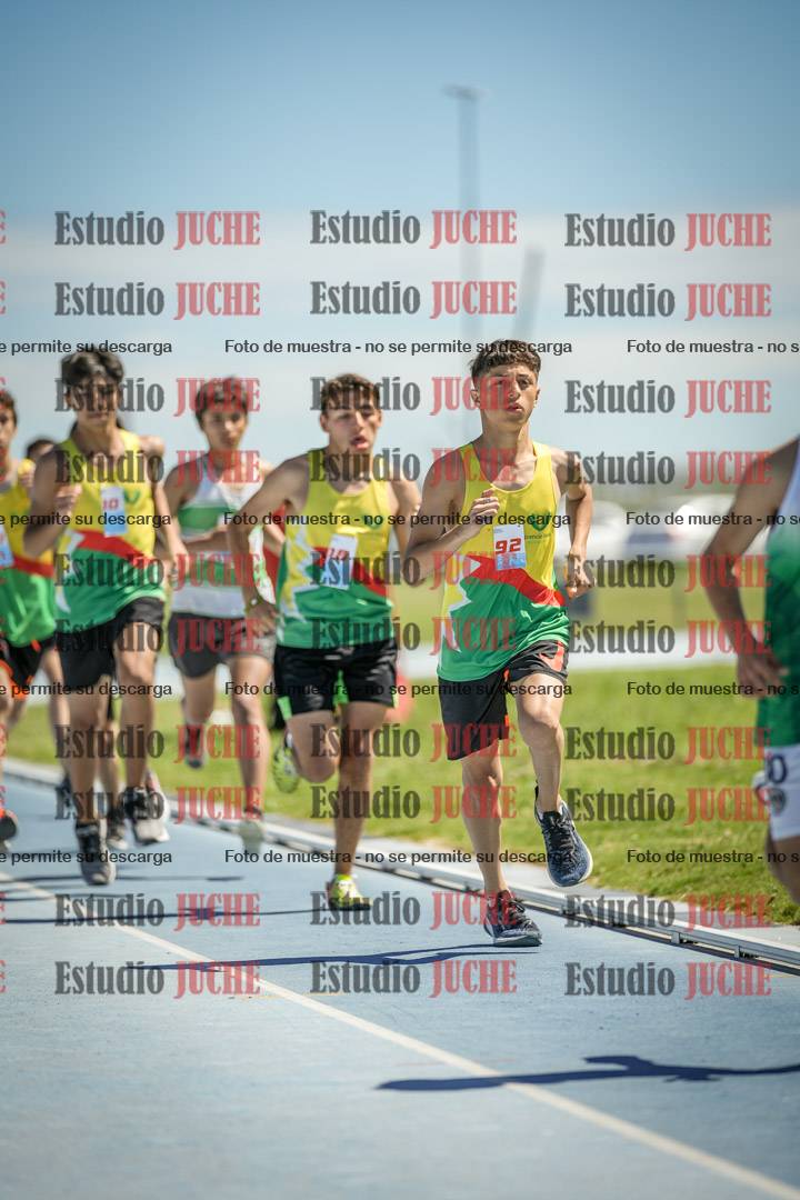 Fotos de los 600 m llanos de varones