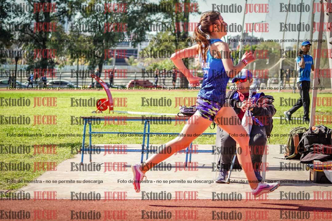 Fotos de los 1500 m con obstáculos de mujeres