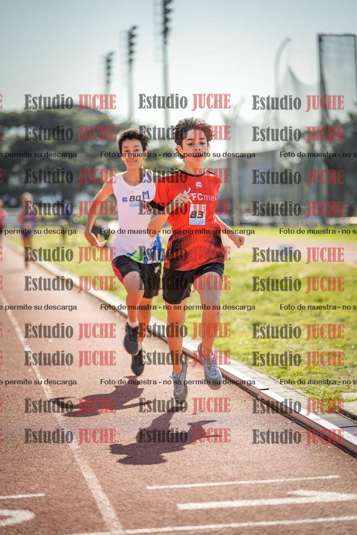 Fotos de los 600 m llanos de varones - U16