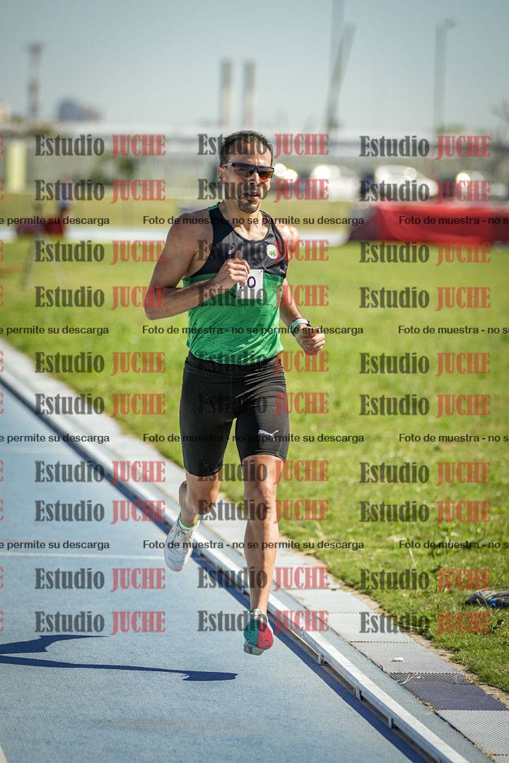 Fotos de los 5000 m de mujeres y varones - serie 1