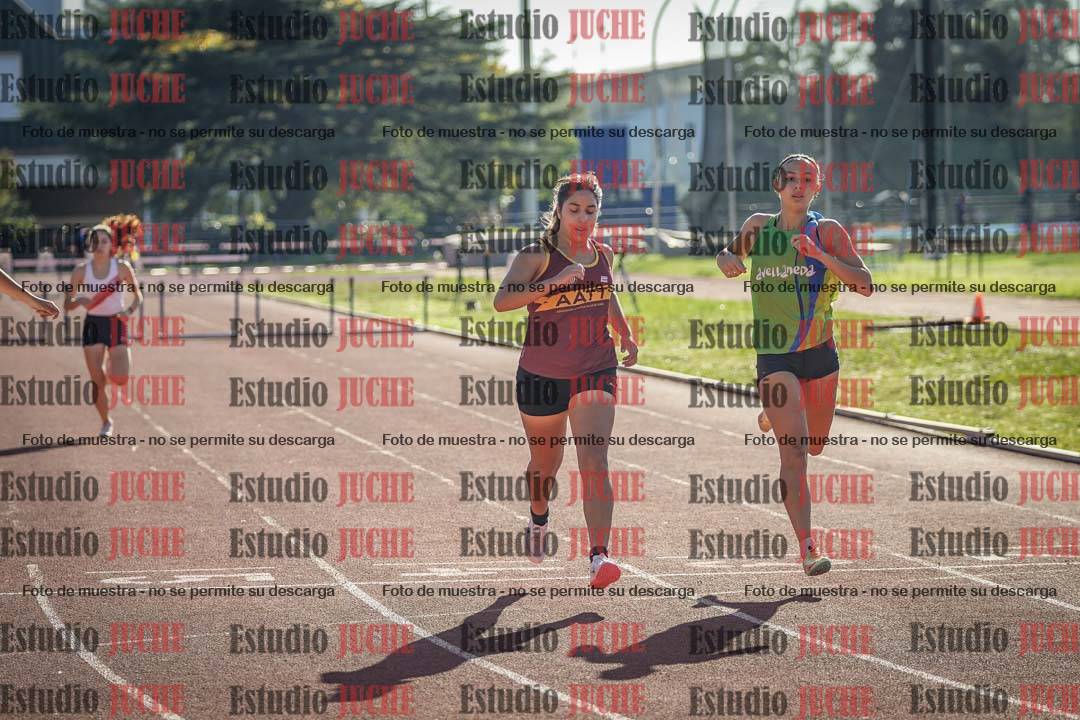 Fotos de los 400 m con vallas de mujeres
