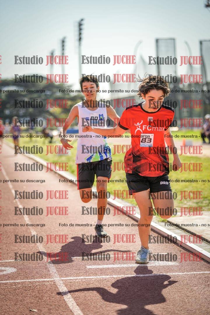 Fotos de los 600 m llanos de varones - U16