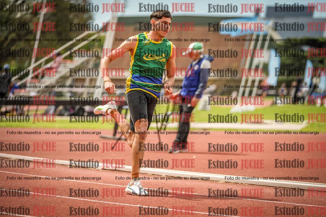 Fotos de los 400 m con vallas de varones