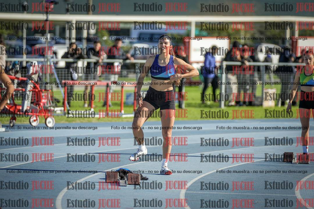 Fotos de los 400 m con vallas de mujeres