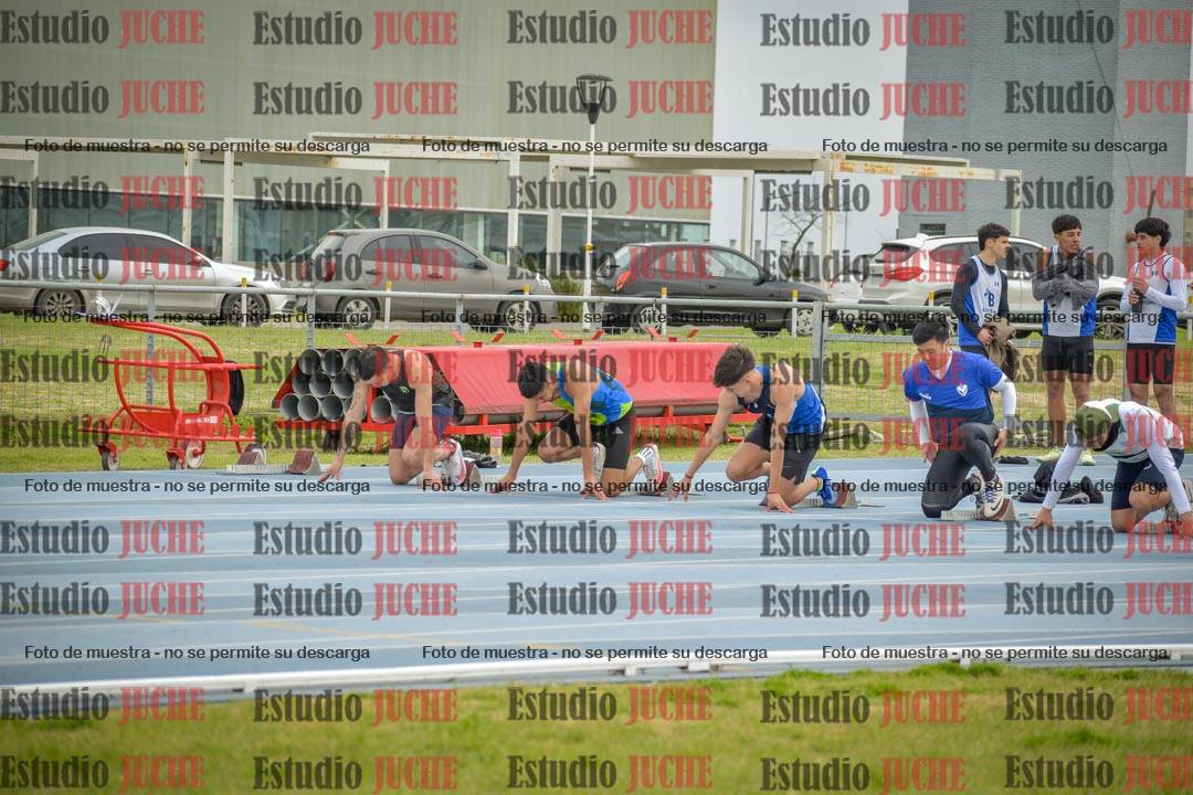 Fotos de los 100 m llanos de varones