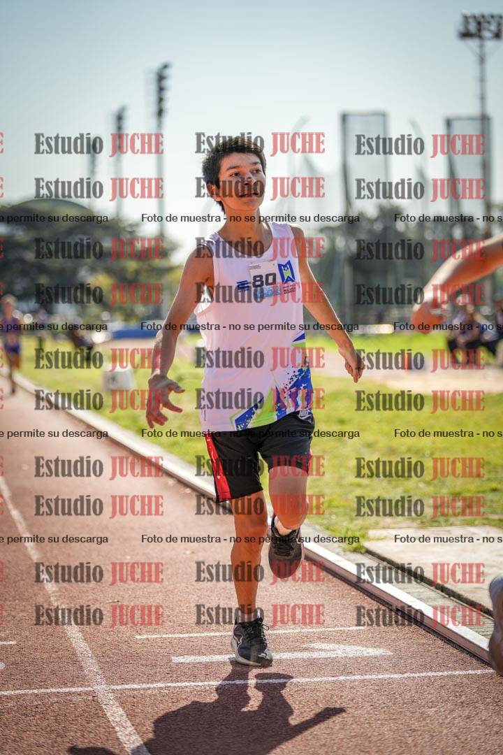 Fotos de los 600 m llanos de varones - U16