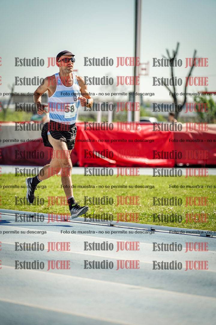 Fotos de los 5000 m de mujeres y varones - serie 1