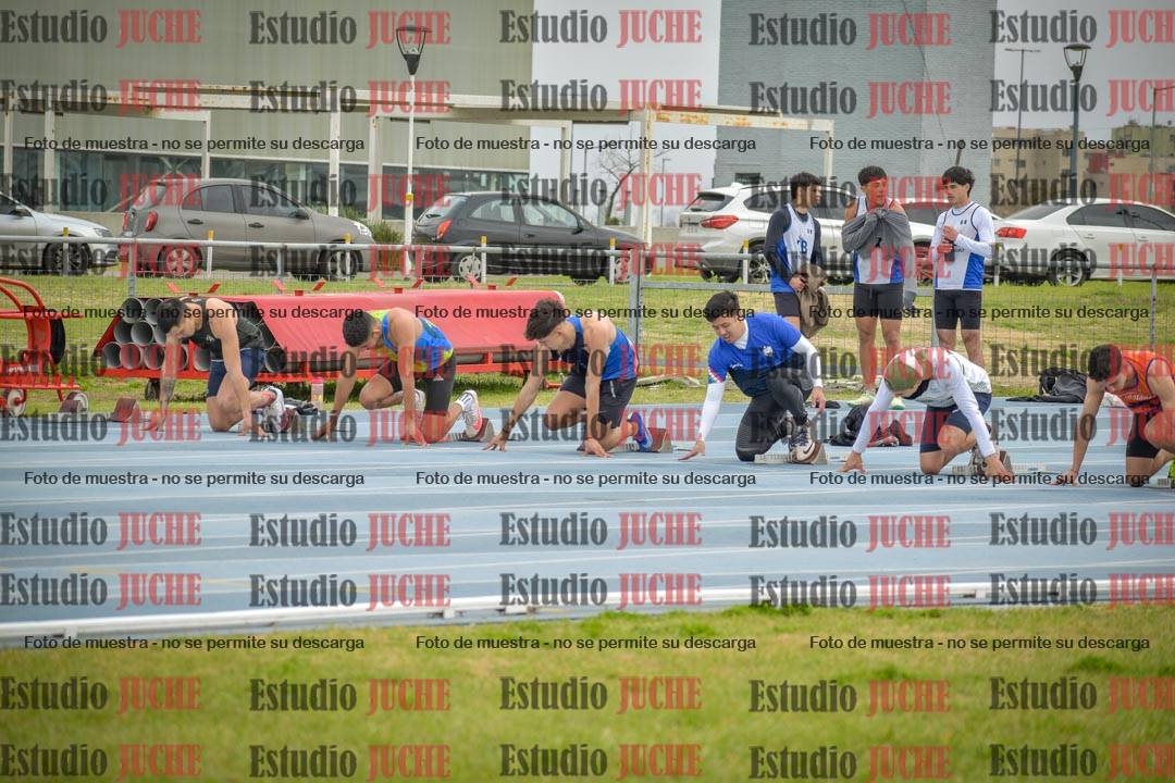 Fotos de los 100 m llanos de varones