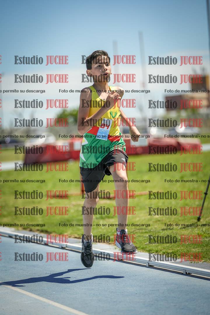 Fotos de los 600 m llanos de varones