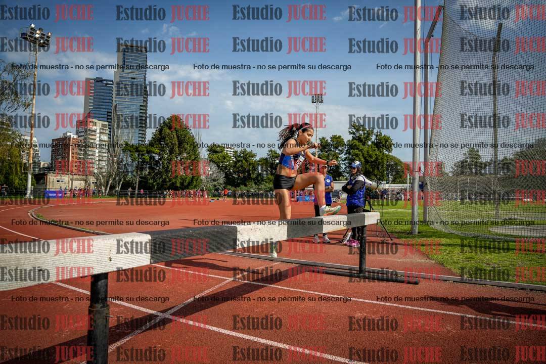 Fotos de los 1500 m con obstáculos de mujeres