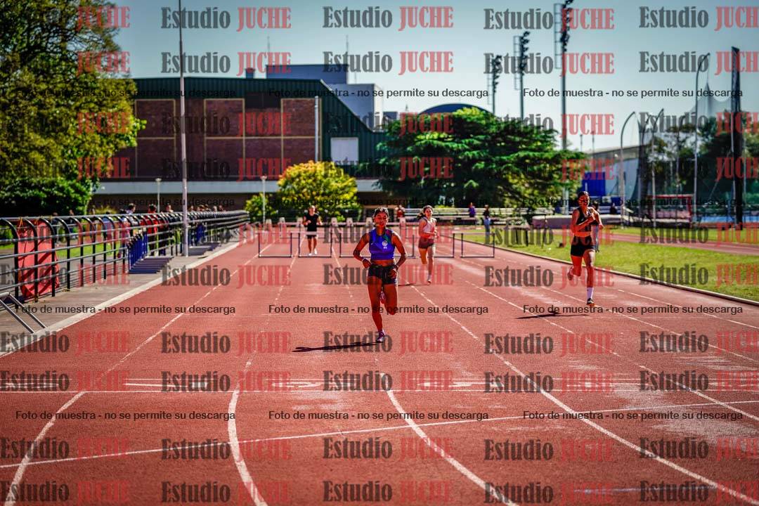 Fotos de los 400 m con vallas de mujeres