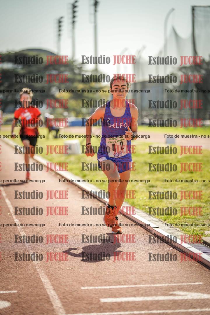Fotos de los 600 m llanos de varones - U16