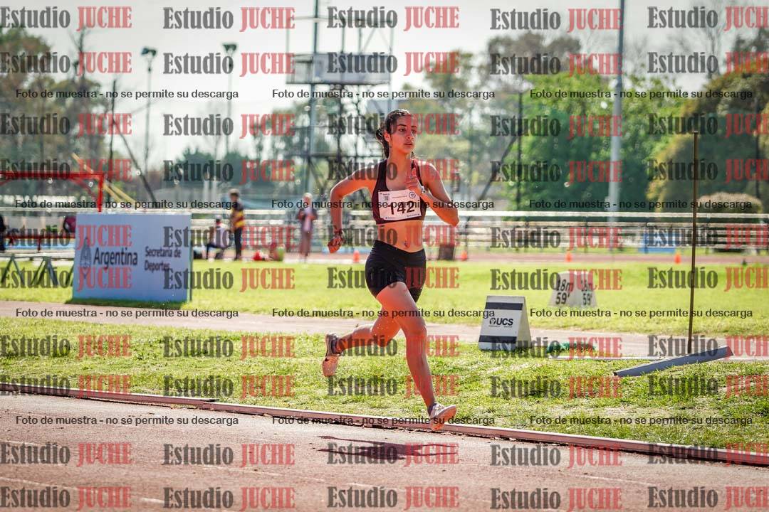 Fotos de los 1500 m con obstáculos de mujeres