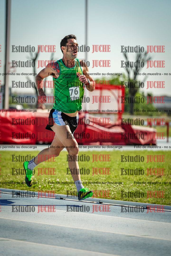 Fotos de los 5000 m de mujeres y varones - serie 1