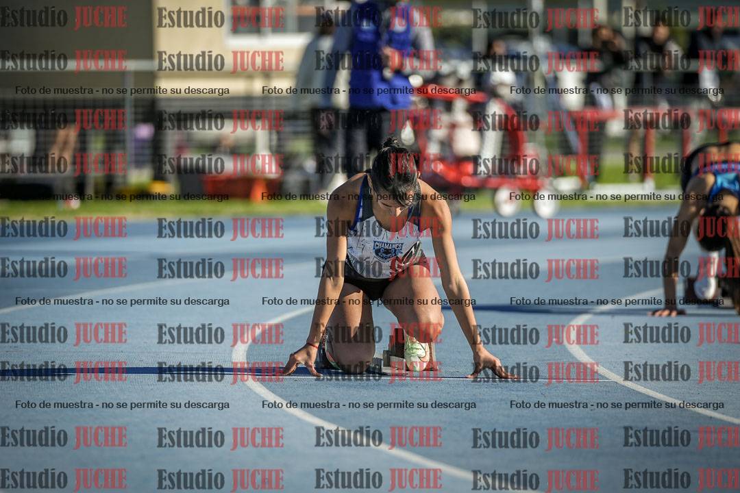 Fotos de los 400 m con vallas de mujeres