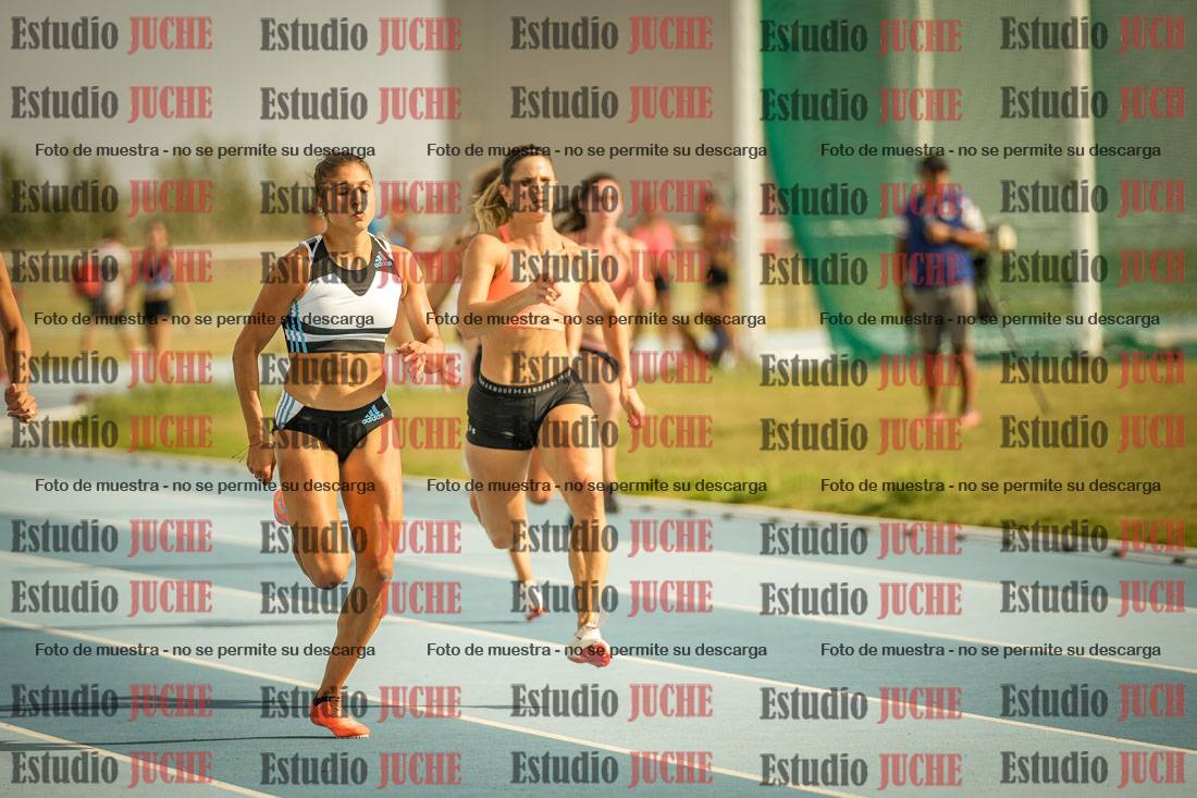 Fotos de los 300 m llanos de mujeres